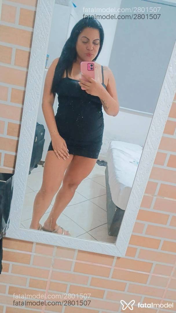 Acompanhante mulher morena (o) de olhos castanhos - Julia Dias