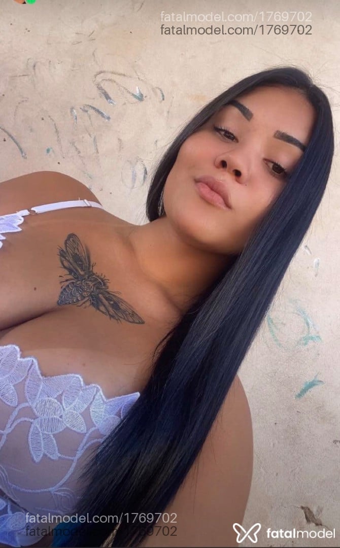 Acompanhante mulher morena (o) de olhos pretos em São Carlos - Geovana