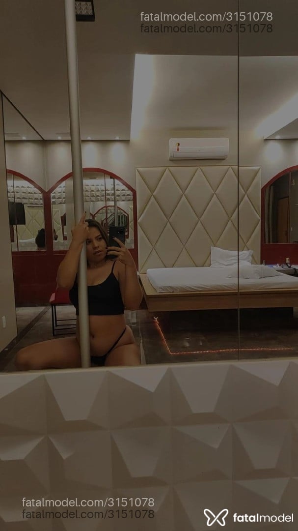 Acompanhante mulher com cabelo castanho de olhos castanhos em Patrocínio Acompanhante mulher com cabelo castanho de olhos castanhos em Patrocínio - Gabrielly Ribeiro