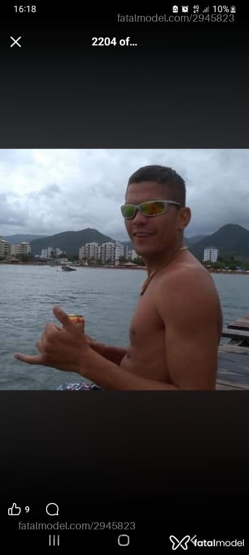 Acompanhante homem com cabelo castanho de olhos castanhos em São Sebastião - Magall Pira Pura