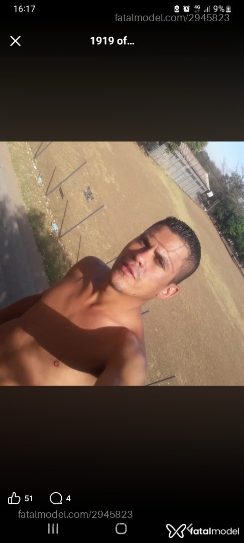 Acompanhante homem com cabelo castanho de olhos castanhos em São Sebastião - Magall Pira Pura