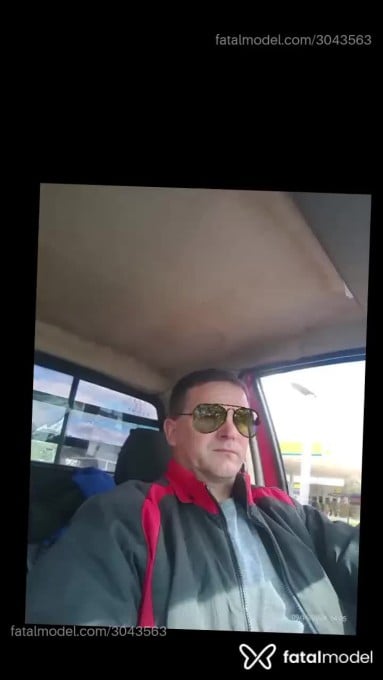 Acompanhante homem com cabelo castanho de olhos verdes - Evaldir Acompanhante homem com cabelo castanho de olhos verdes - Evaldir