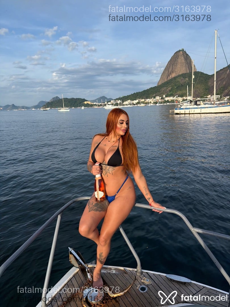 Acompanhante mulher ruiva (o) de olhos castanhos em Suzano - Mirela Dantas