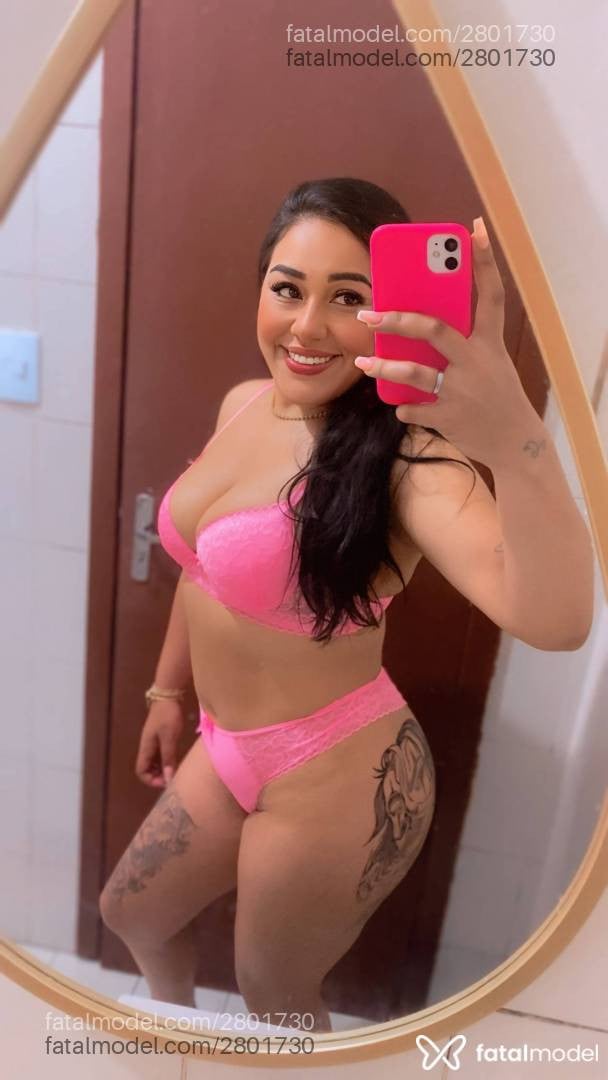 Acompanhante mulher morena (o) de olhos mel - Cléo Sayuri