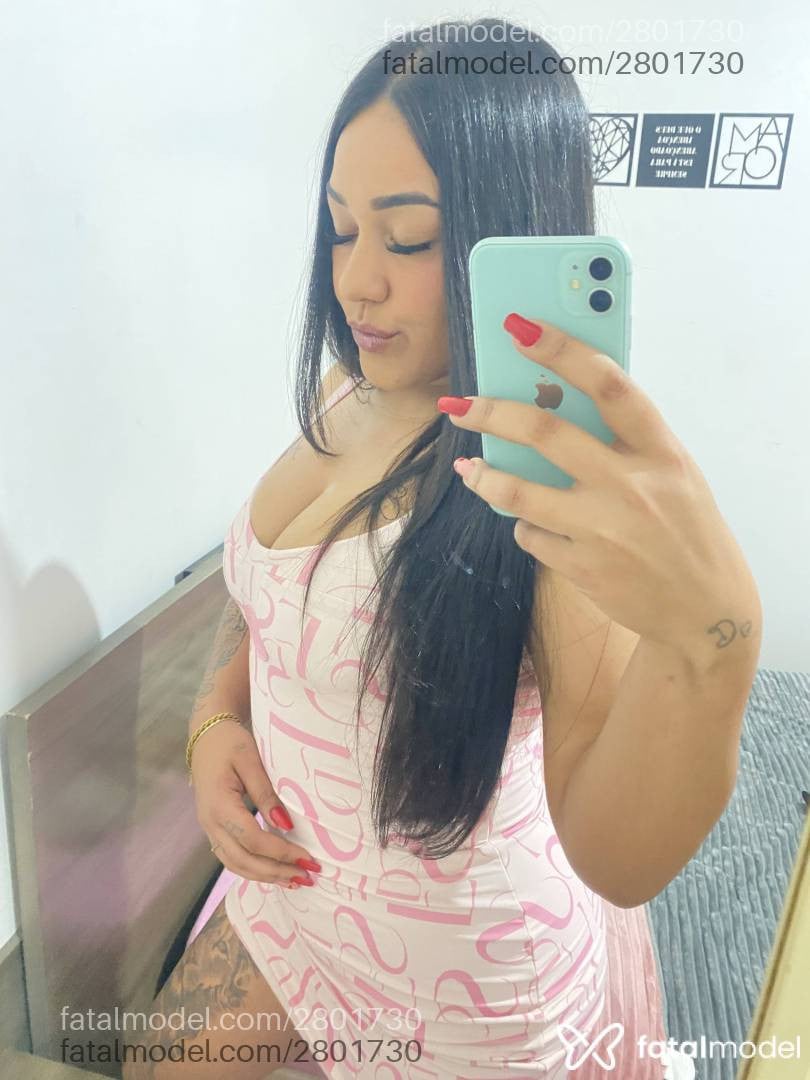 Acompanhante mulher morena (o) de olhos mel - Cléo Sayuri