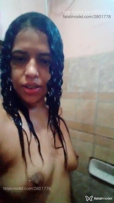 Acompanhante mulher com cabelo castanho de olhos castanhos em Uberlândia - Talita