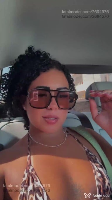Acompanhante mulher morena (o) de olhos pretos em Vila Velha - Khailla