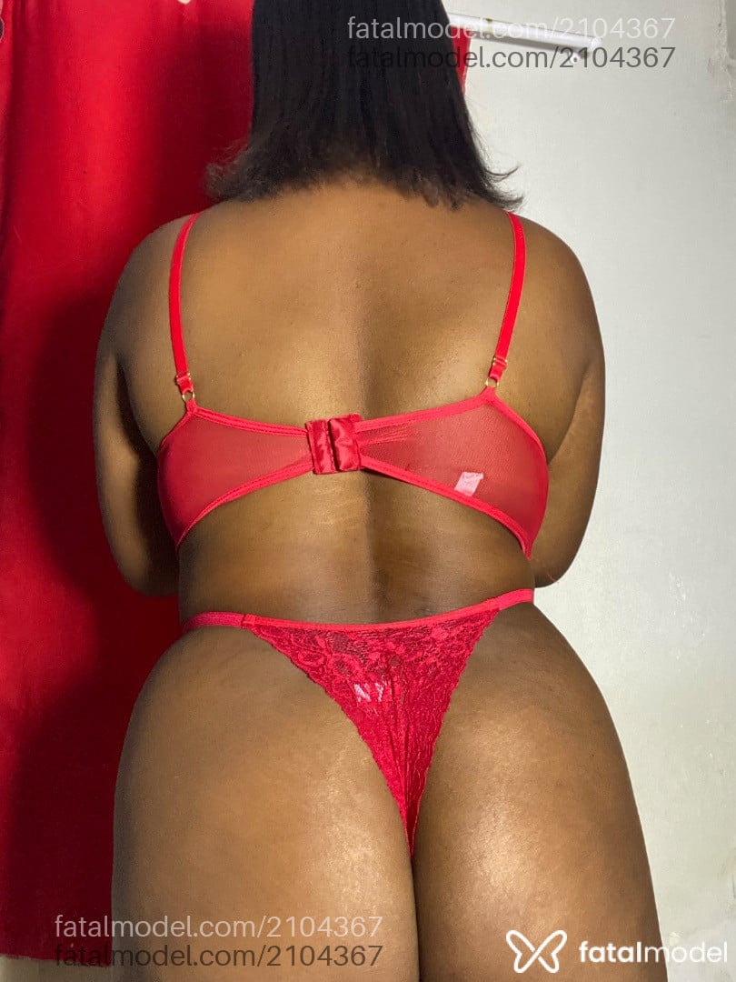 Acompanhante mulher com cabelo castanho de olhos pretos em São João Del Rei - Izabella