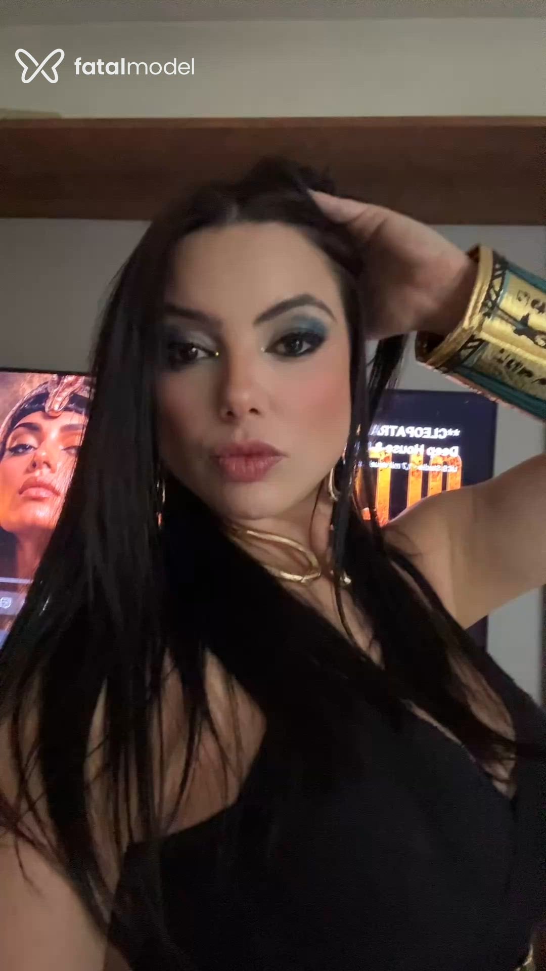 Acompanhante mulher morena (o) de olhos castanhos - Maitê