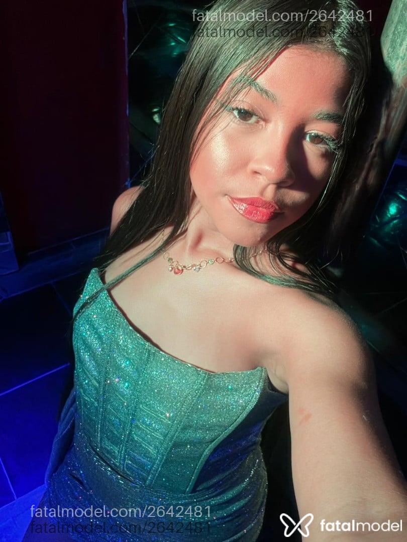 Acompanhante mulher morena (o) de olhos pretos em Porto Velho - Isadora