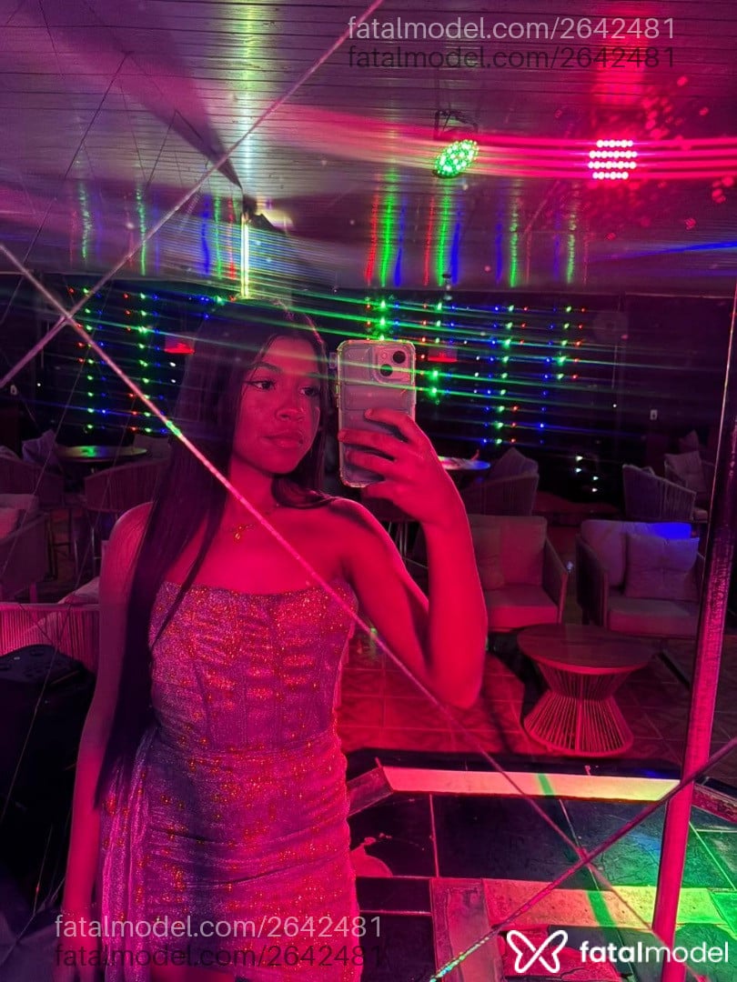 Acompanhante mulher morena (o) de olhos pretos em Porto Velho - Isadora