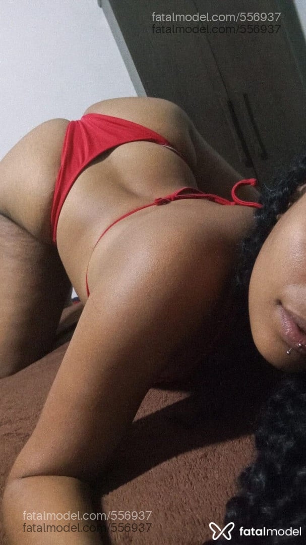 Acompanhante mulher morena (o) de olhos mel - Isis Kimura