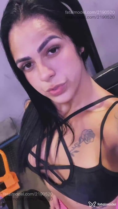 Acompanhante mulher trans morena (o) de olhos castanhos em Maricá - Manuella Souza