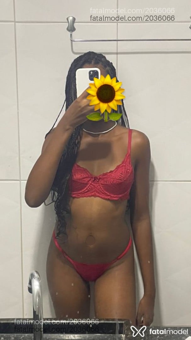 Acompanhante mulher com cabelo castanho de olhos pretos - Monalizza Reis Acompanhante mulher com cabelo castanho de olhos pretos - Monalizza Reis