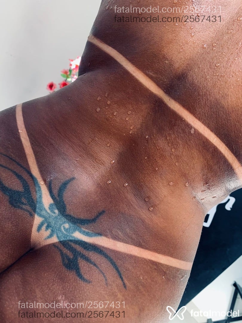 Acompanhante mulher morena (o) de olhos castanhos - Solzinha