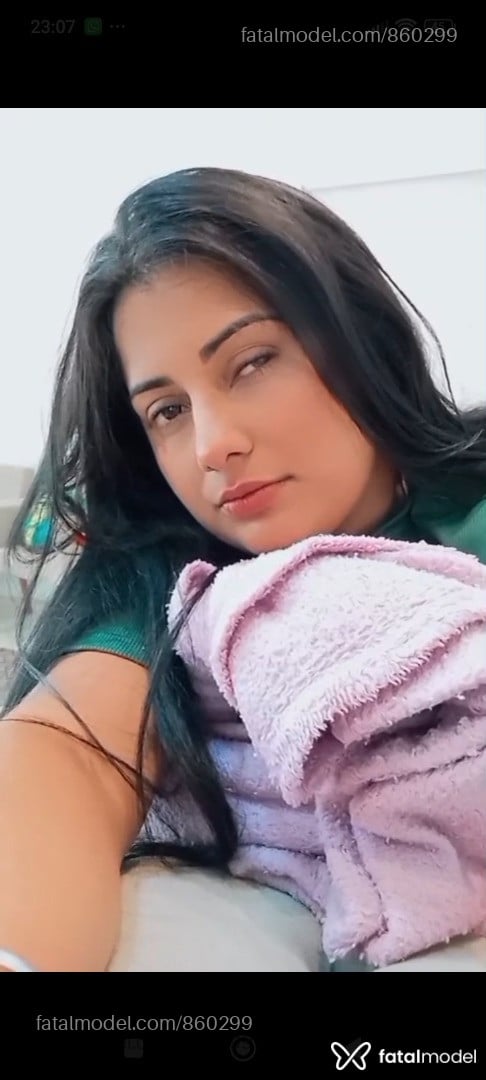 Acompanhante mulher com cabelo castanho de olhos castanhos em Sapezal - Kelly