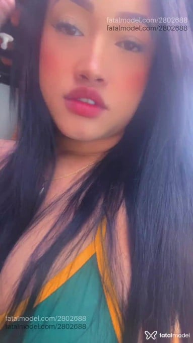 Acompanhante mulher morena (o) de olhos castanhos - Fernanda