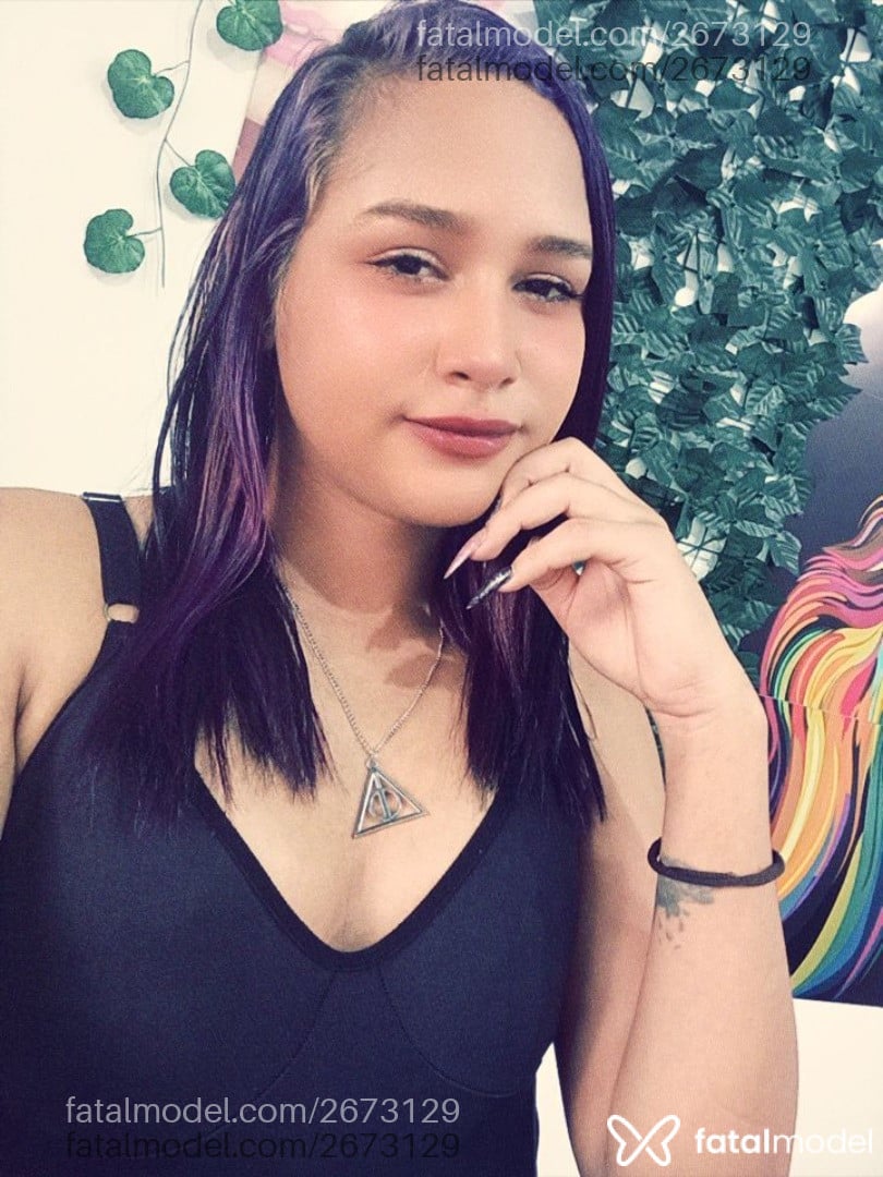 Acompanhante mulher trans com cabelo castanho de olhos castanhos em Sarandi - Bella Brown