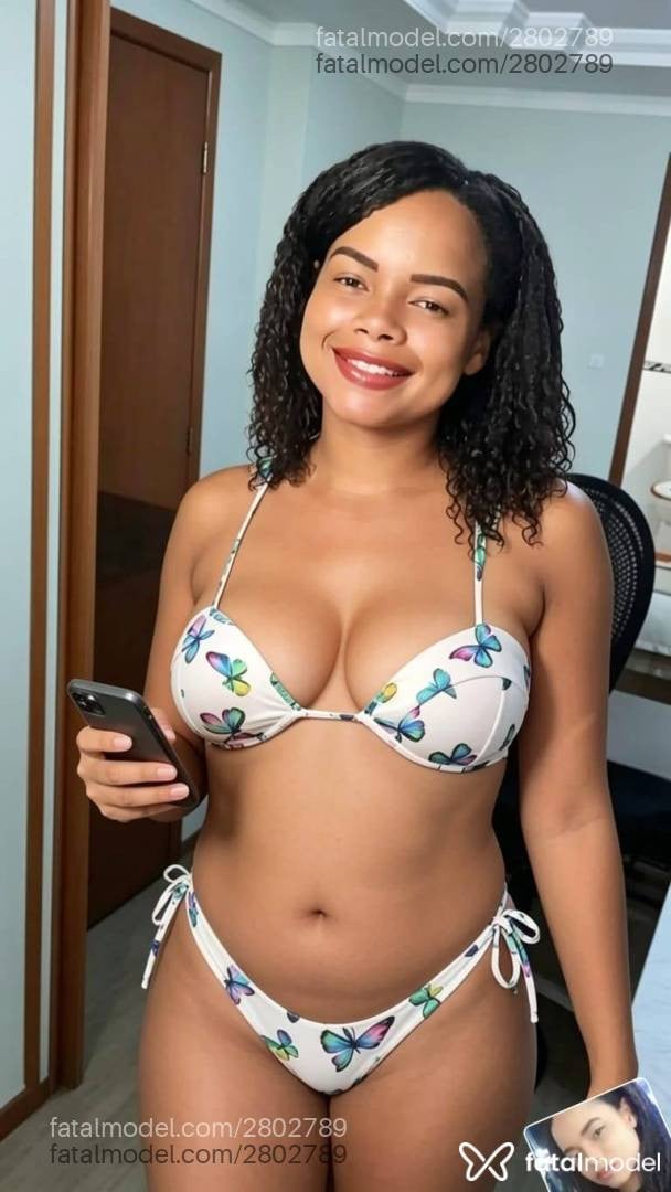 Acompanhante mulher com cabelo castanho de olhos castanhos em Santa Maria de Jetibá - Fernanda Amorim