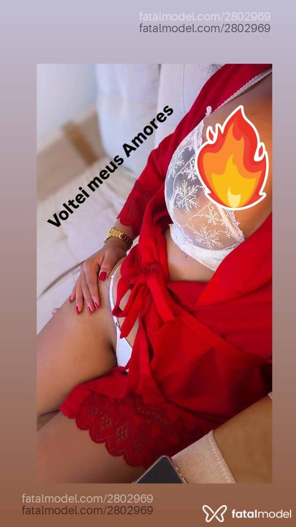 Acompanhante mulher morena (o) de olhos castanhos - Júlia