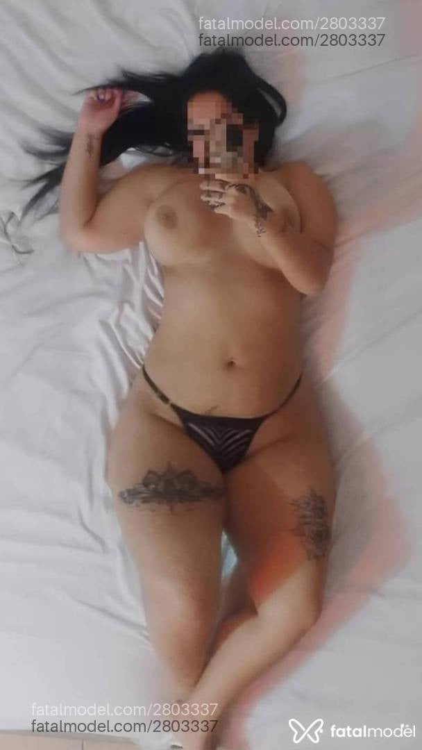 Acompanhante mulher morena (o) de olhos castanhos - Jennifer