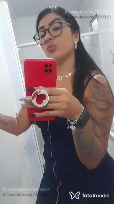 Acompanhante mulher com cabelo castanho de olhos castanhos em Jaguaré Acompanhante mulher com cabelo castanho de olhos castanhos em Jaguaré - Tayla Oliveira