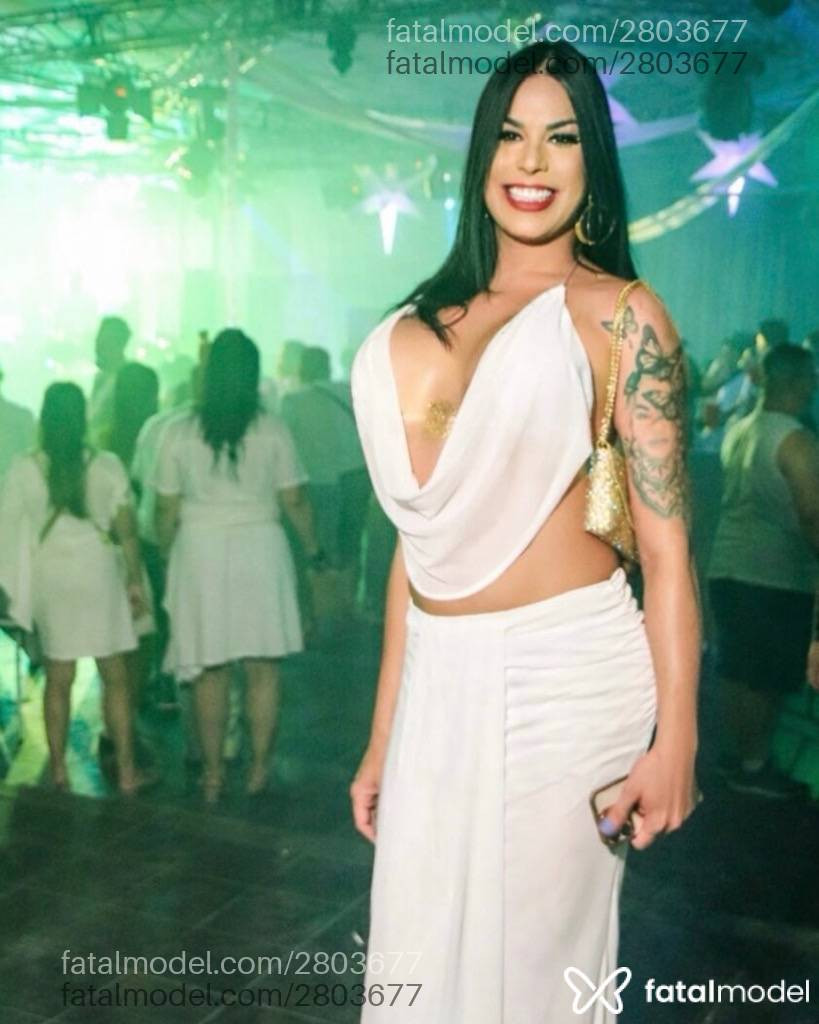 Acompanhante mulher trans morena (o) de olhos castanhos - Rafaella Ferraz Acompanhante mulher trans morena (o) de olhos castanhos - Rafaella Ferraz