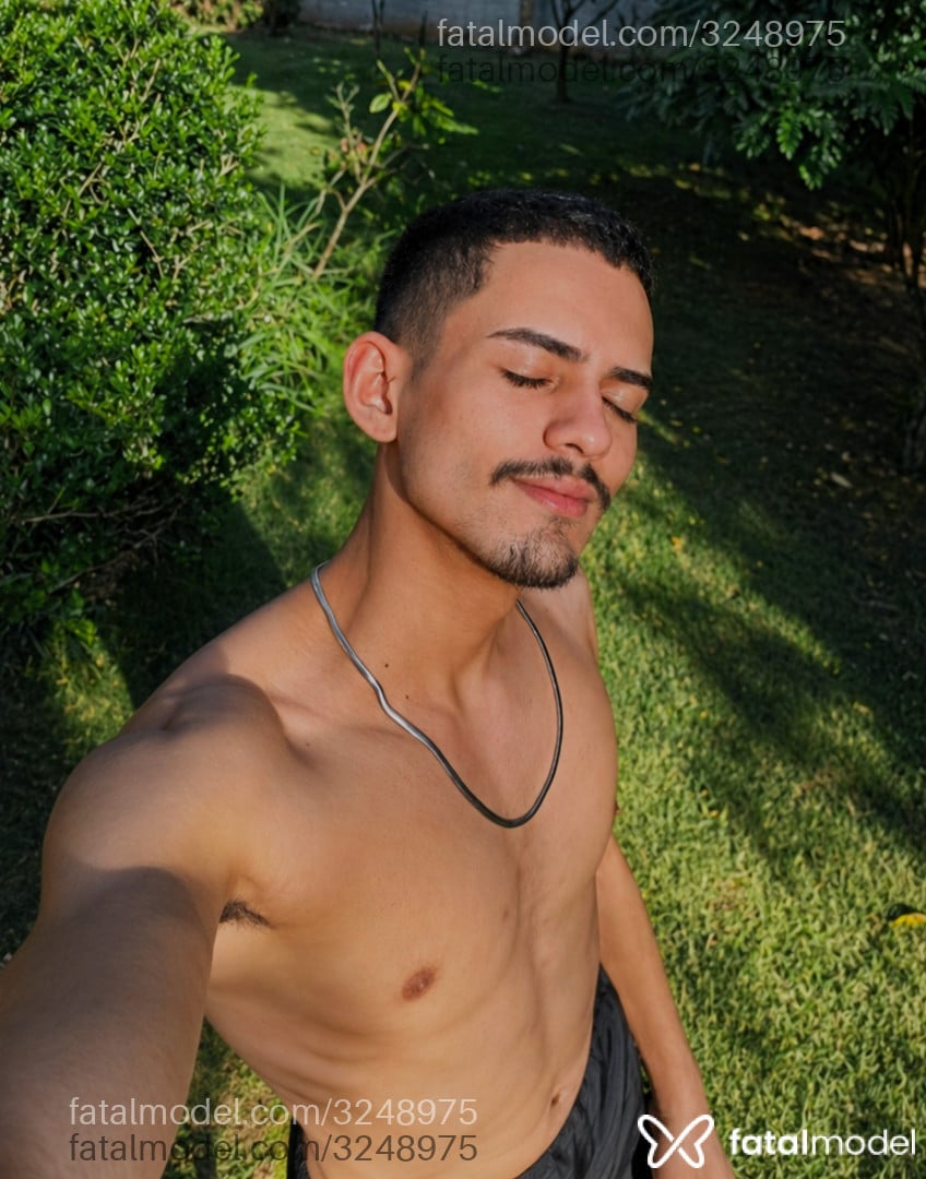 Acompanhante homem morena (o) de olhos castanhos em Rio de Janeiro - Abel Zenith