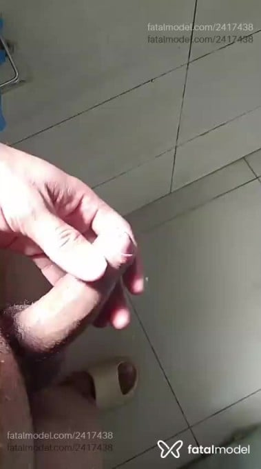 Acompanhante não-binário morena (o) de olhos castanhos em Concórdia Acompanhante não-binário morena (o) de olhos castanhos em Concórdia - Ade Costa