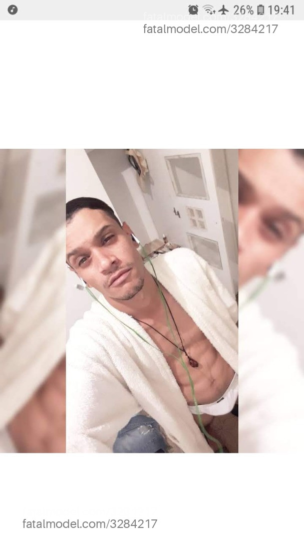 Acompanhante homem com cabelo castanho de olhos castanhos em Rio de Janeiro - Pedro