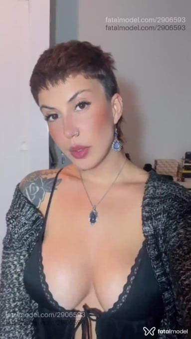 Acompanhante mulher ruiva (o) de olhos castanhos em Florianópolis - Antonella