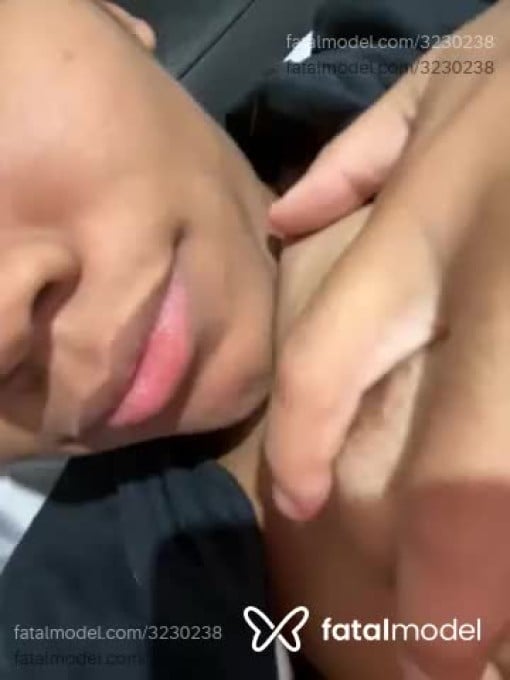 Acompanhante mulher morena (o) de olhos pretos em Virtual Acompanhante mulher morena (o) de olhos pretos em Virtual - Julinha