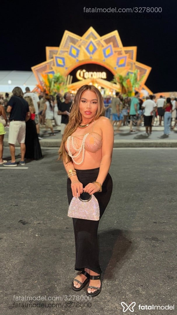 Acompanhante mulher trans morena (o) de olhos castanhos em Curitiba - Laís Roluda