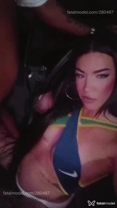 Acompanhante travesti morena (o) de olhos castanhos em Nova Serrana - Rayssa
