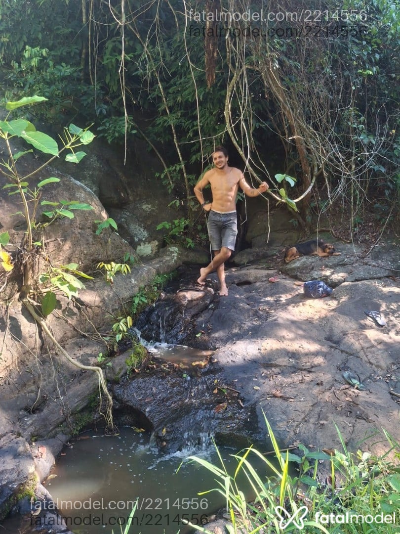 Acompanhante homem com cabelo castanho de olhos castanhos em Barra do Piraí Acompanhante homem com cabelo castanho de olhos castanhos em Barra do Piraí - Bruno