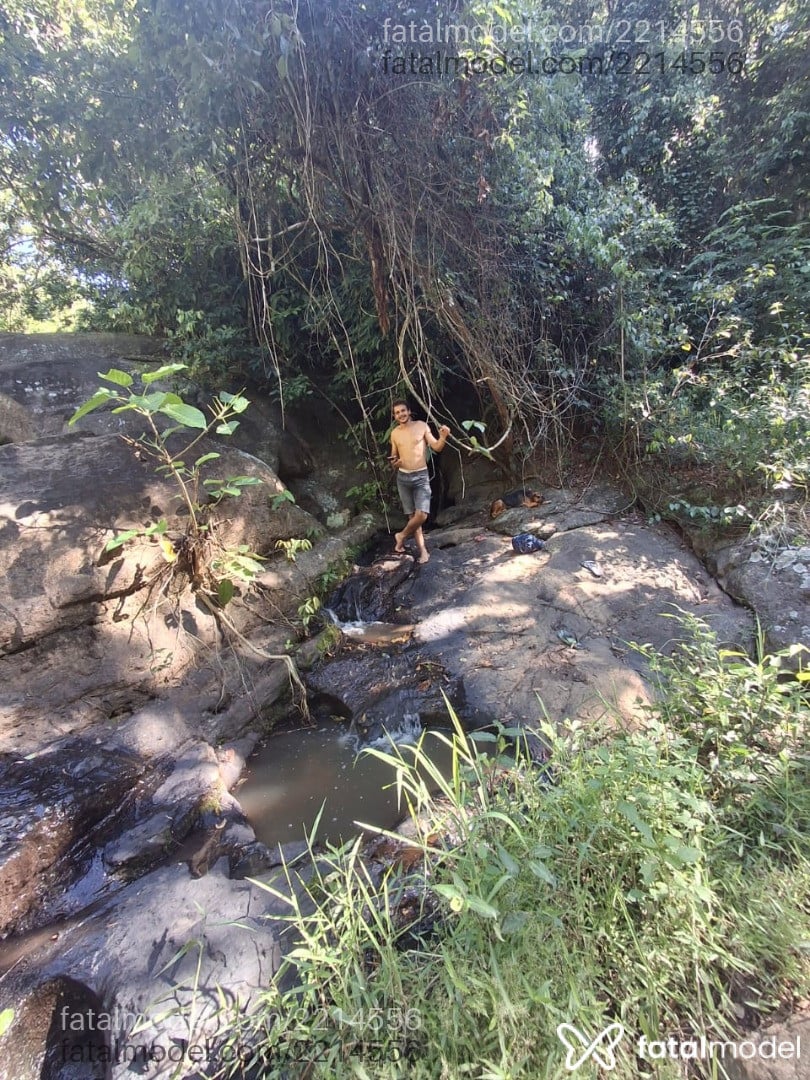 Acompanhante homem com cabelo castanho de olhos castanhos em Barra do Piraí Acompanhante homem com cabelo castanho de olhos castanhos em Barra do Piraí - Bruno