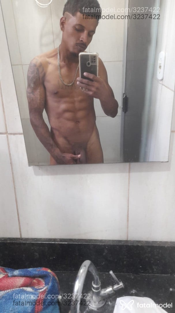 Acompanhante homem morena (o) de olhos pretos em Governador Valadares Acompanhante homem morena (o) de olhos pretos em Governador Valadares - Dennys