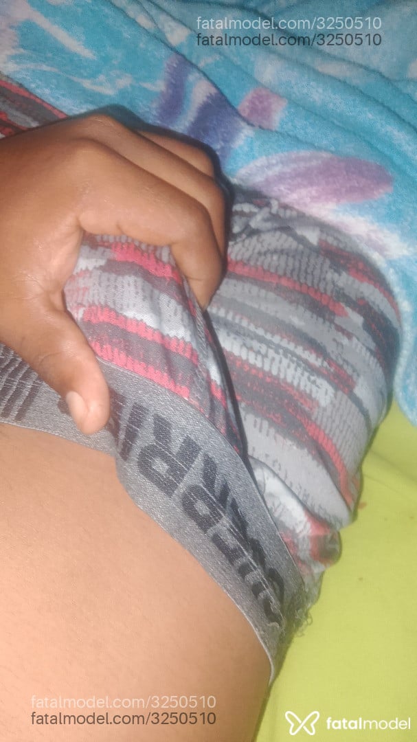 Acompanhante homem morena (o) de olhos castanhos em Governador Lindenberg - Nando Jhunnyor