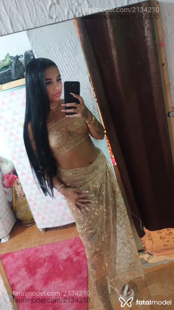 Acompanhante mulher morena (o) de olhos castanhos em Rio de Janeiro - Estrela