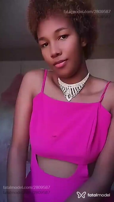 Acompanhante mulher com cabelo castanho de olhos castanhos em Cachoeiro de Itapemirim Acompanhante mulher com cabelo castanho de olhos castanhos em Cachoeiro de Itapemirim - Mirella