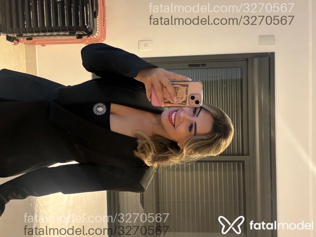 Acompanhante mulher loira (o) de olhos castanhos em São Paulo - Jade Agnelli