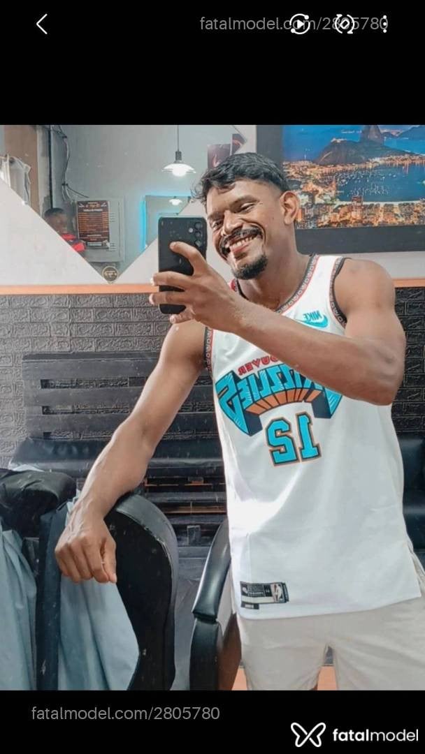 Acompanhante homem morena (o) de olhos pretos em Rio de Janeiro - Paqueta