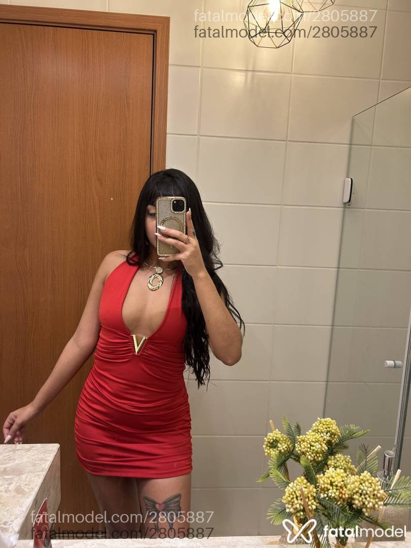 Acompanhante mulher morena (o) de olhos castanhos - Lauren
