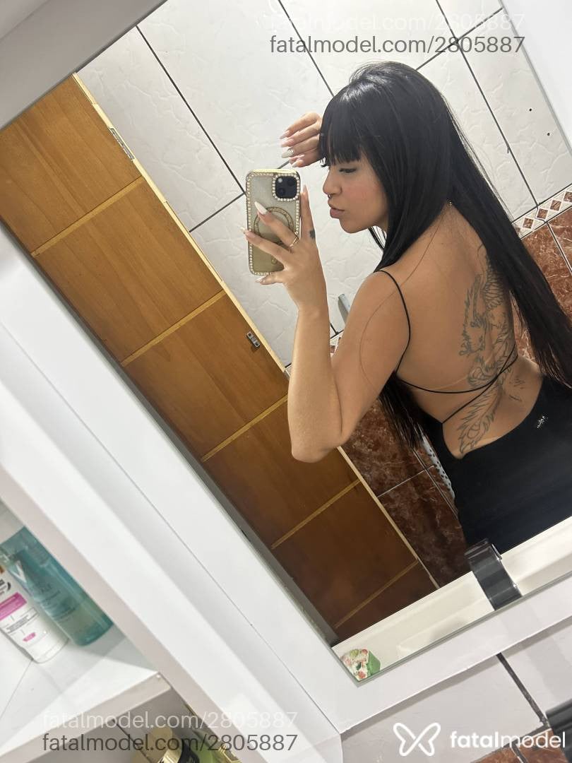 Acompanhante mulher morena (o) de olhos castanhos - Lauren