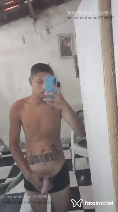 Acompanhante homem morena (o) de olhos castanhos em Fortaleza - Pedroo