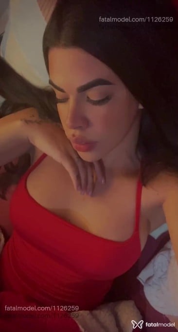 Acompanhante travesti morena (o) de olhos castanhos em Capelinha Acompanhante travesti morena (o) de olhos castanhos em Capelinha - Lavinia