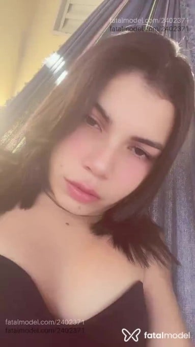 Acompanhante mulher ruiva (o) de olhos castanhos em Cuiabá Acompanhante mulher ruiva (o) de olhos castanhos em Cuiabá - Pietra Steffany