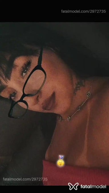 Acompanhante mulher morena (o) de olhos pretos em Votuporanga Acompanhante mulher morena (o) de olhos pretos em Votuporanga - Ravena