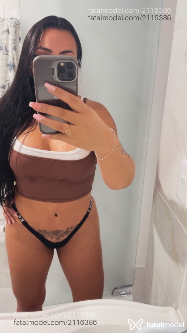Acompanhante mulher com cabelo castanho de olhos pretos em Juara - Luna Aguiar