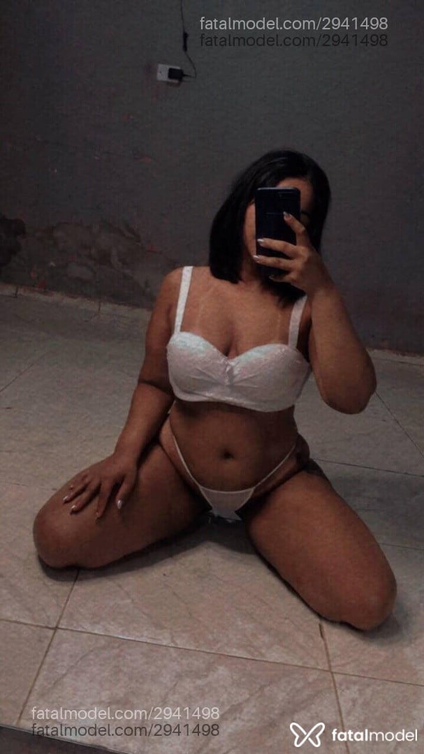 Acompanhante mulher morena (o) de olhos castanhos em Juazeiro do Norte - Raposa